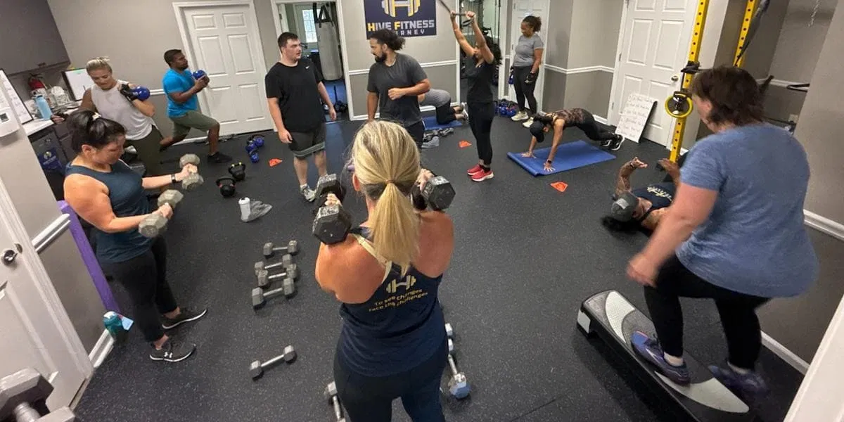 Coach guiding mobility work